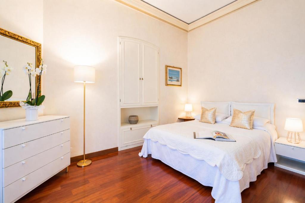 VILLA EUGENIA - Luxury Flat in the Centre, with Parking Space - 1