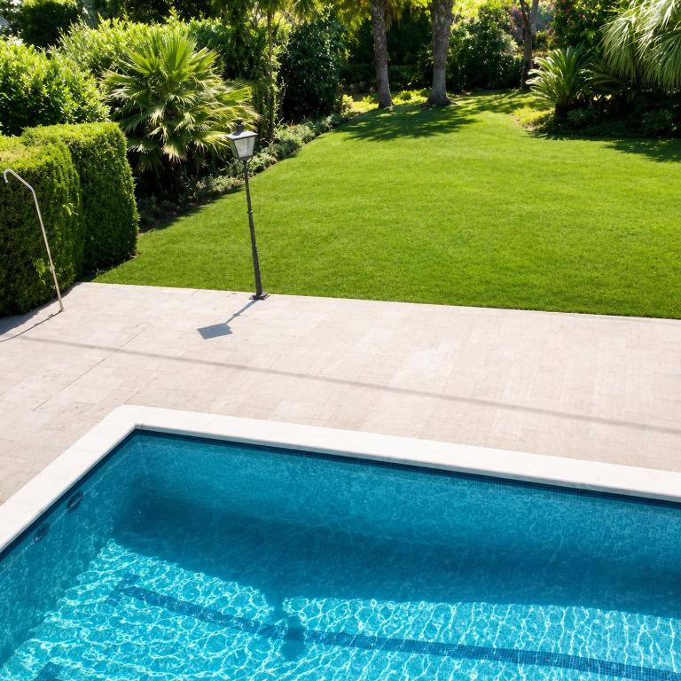 Luxury Villa in Girona with Indoor Pool & Garden Base for Costa Brava, France and Barcelona - 4