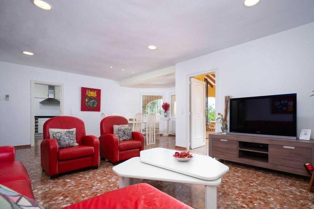 Villa Patricia by Moraira Holiday Homes - 4