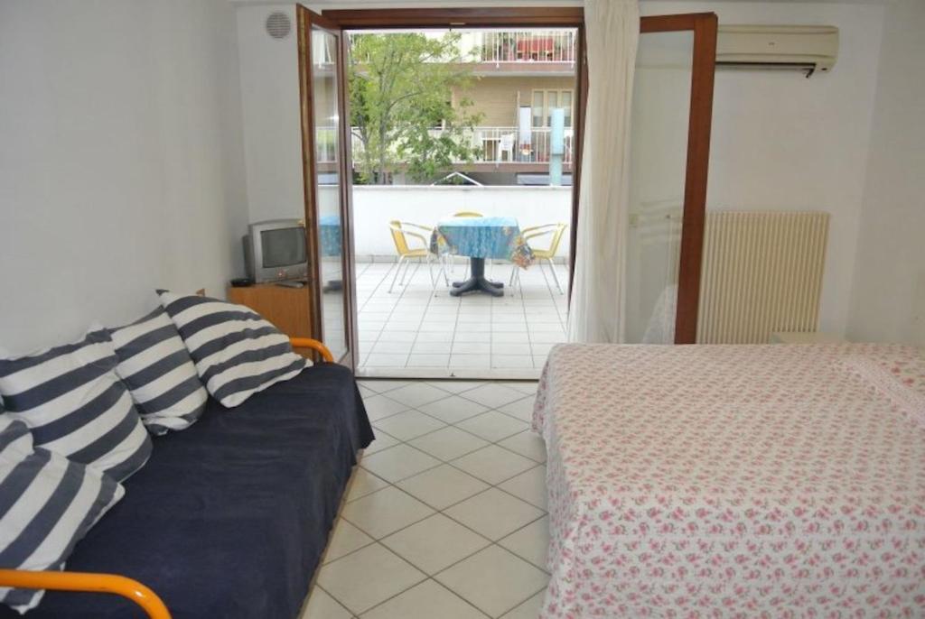Holiday studio 200m from the sea - 2