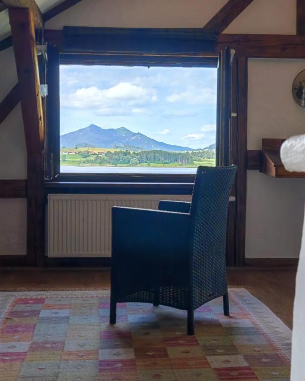 Direkt am Hopfensee- große Ferienwohnung - 2