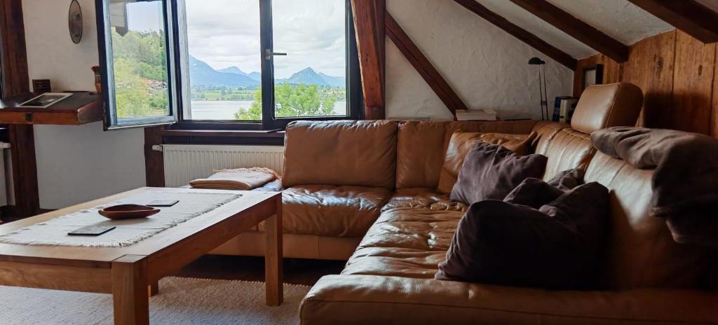 Direkt am Hopfensee- große Ferienwohnung - 3