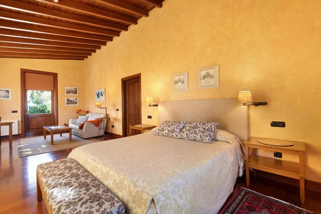 Finca Robles 1 - 3