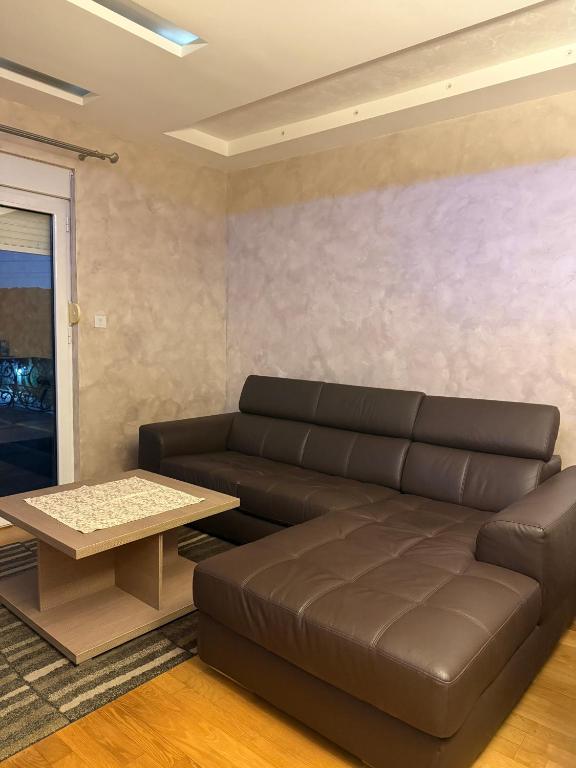 Swimming pool apartment - 5