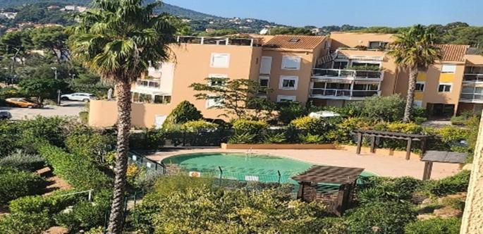 Charmant duplex vue mer panoramique sur le Golfe de Giens avec piscine - 2