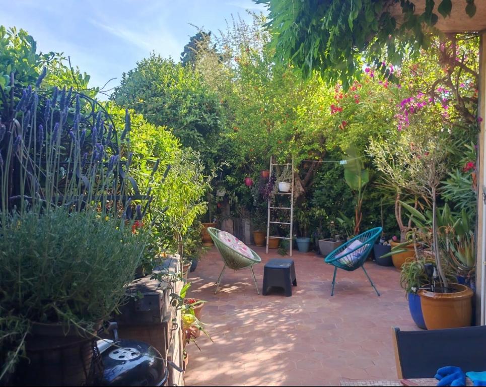 Maison de vacances à l'Ayguade classée 3 étoiles, climatisée,3mn à pied plage et restos ,5mn aéroport, 10mn gare - 5