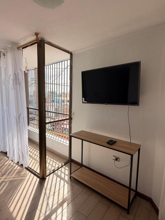 Amplio departamento - 2