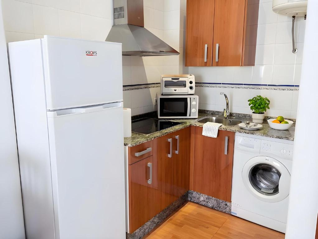 Apartamento Tranquilo facil aparcamiento solo alquilamos a familias y parejas - 5