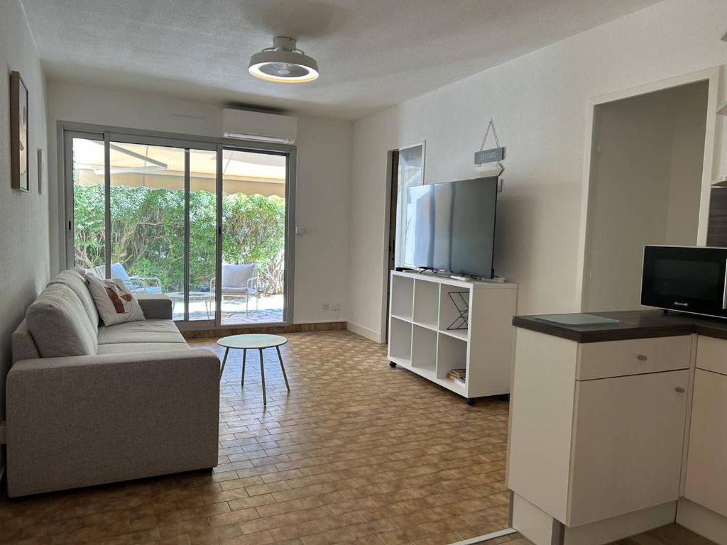 Appartement parking proche plage - 4 pers. - FR-1-251-949 - 2