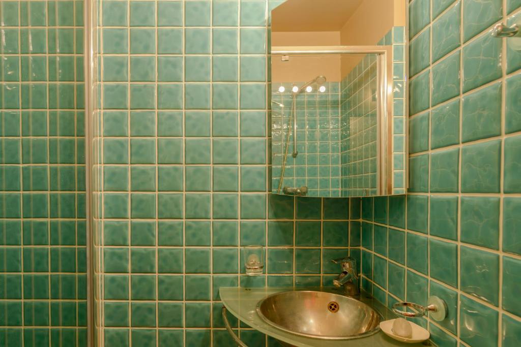 Paris Le Voltaire Residence - 4