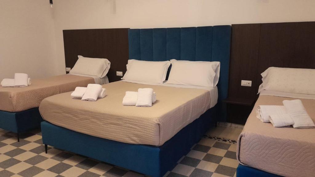 GSR Garibaldi Station Rooms - 2