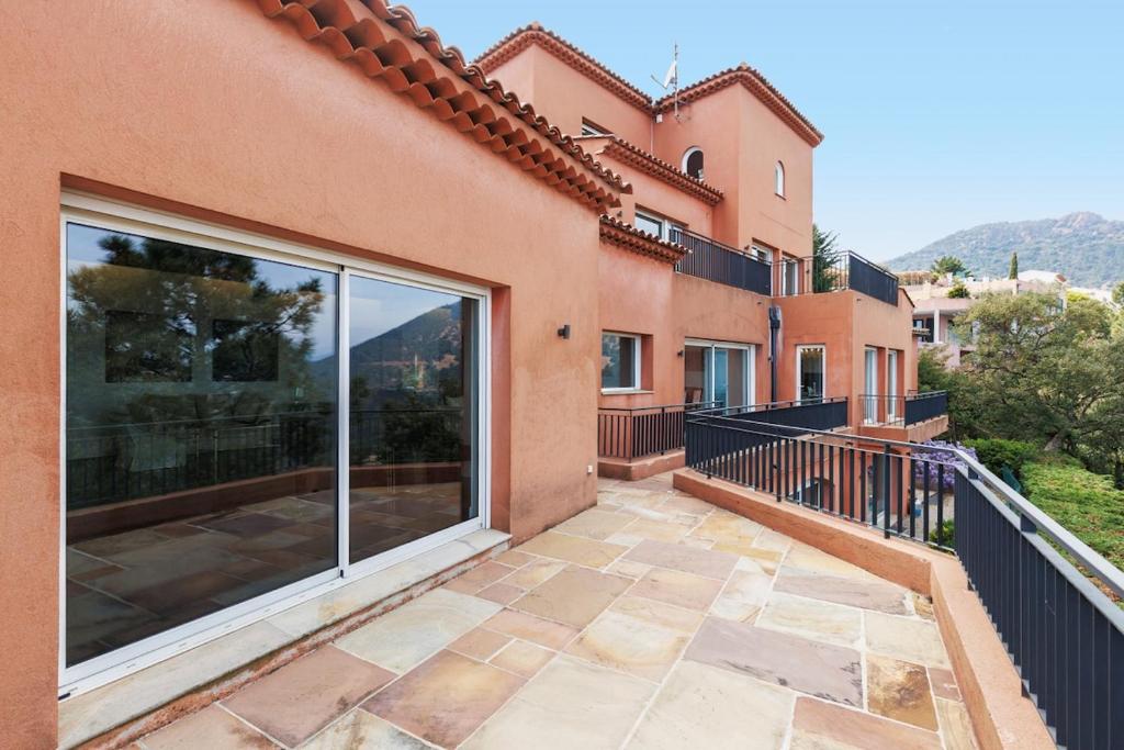 Luxurious villa with 7 bedrooms - 3