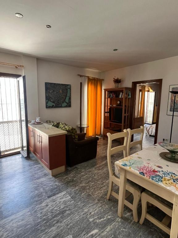 Apartamento balcón privado centro - 5