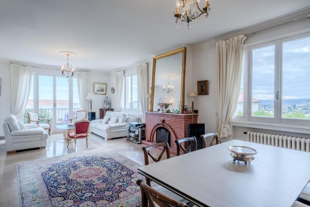 Villa avec vue mer dans un beau quartier - 2