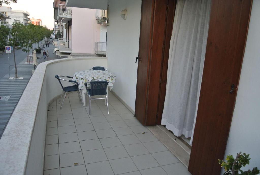 Cozy flat with terrace 200m from the beach - 1