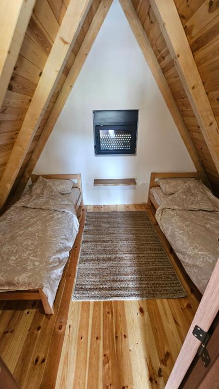 Durmitor Twin Chalets - 3
