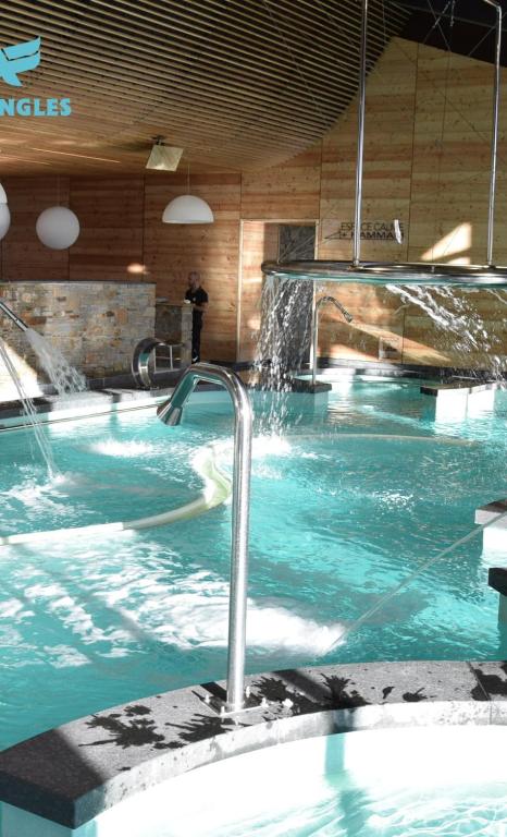 Joli chalet à 2 min des pistes, 5 min du coeur du village, parking privé, tout à pied - 5