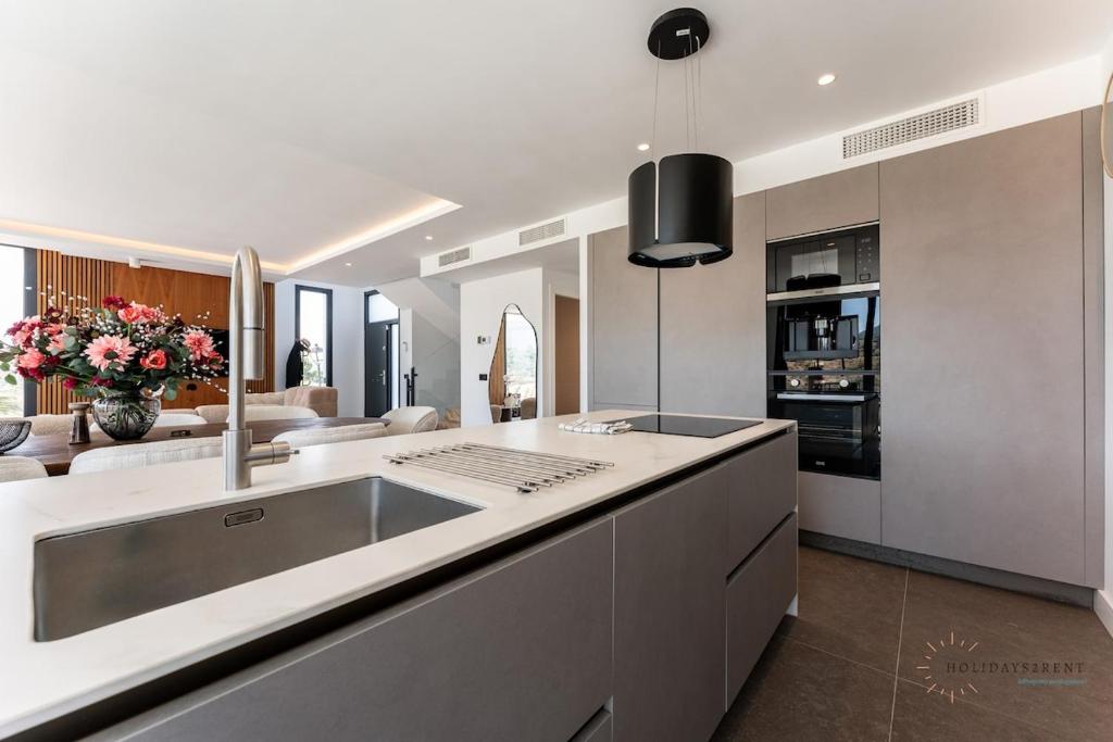 Exclusive villa and private pool in La Cala Golf - 5