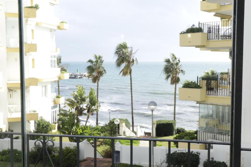 Marbella Center Seafront 3 BR by Houselogy - 1