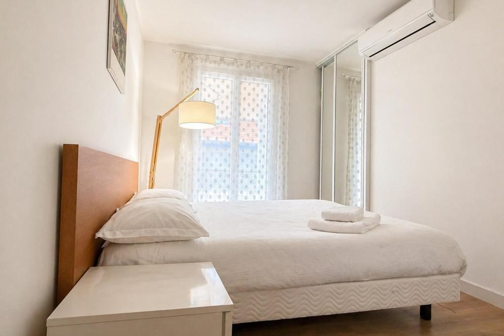 2-pièces avec balcon au cœur de la rue Hoche - 2
