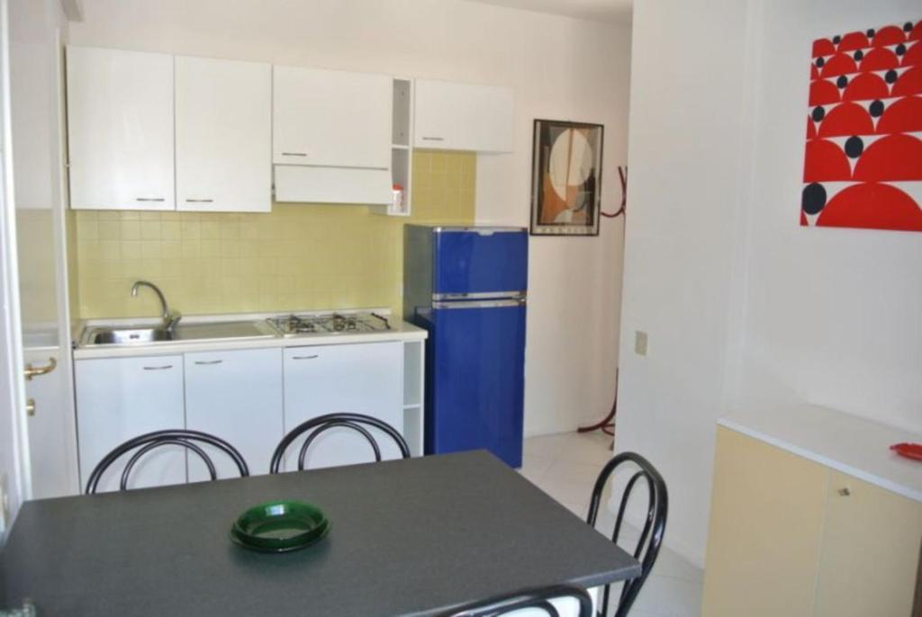 Bright flat with terrace - 1