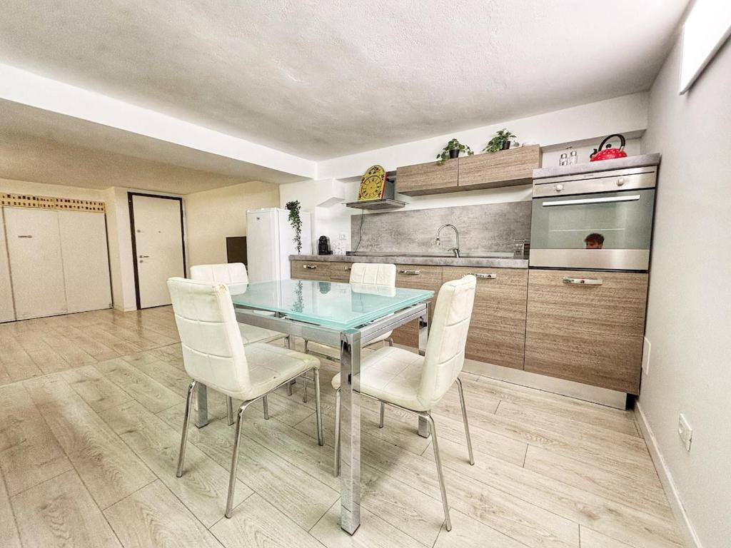 Cozy Basement Apartment Navigli - 3