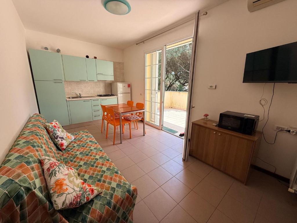 Apartment with large terrace in Rosolina Mare - 2