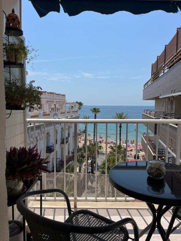 Apartamento centro playa de Levante - 2