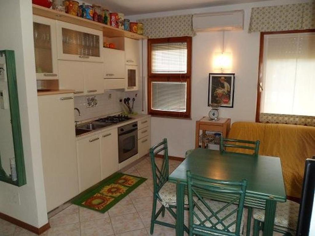 Practical stay in Lignano with parking - 1