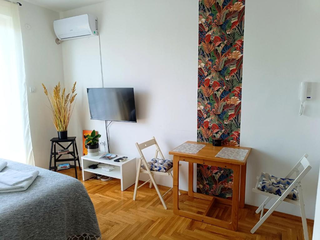 Apartment Terminal - 3