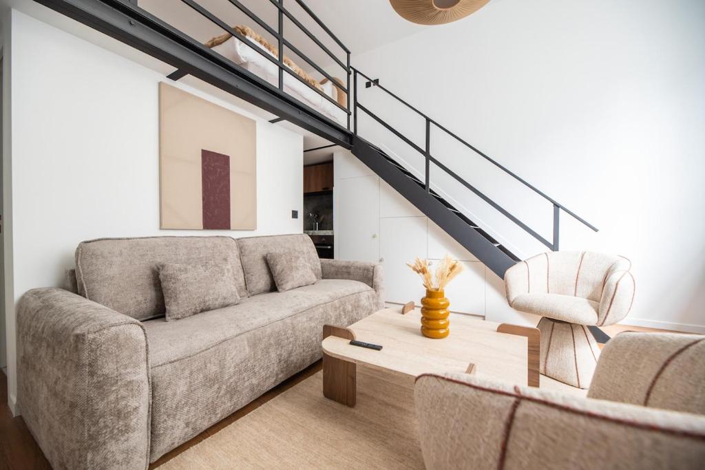 Bright & Modern Apartment in Central Paris - 1