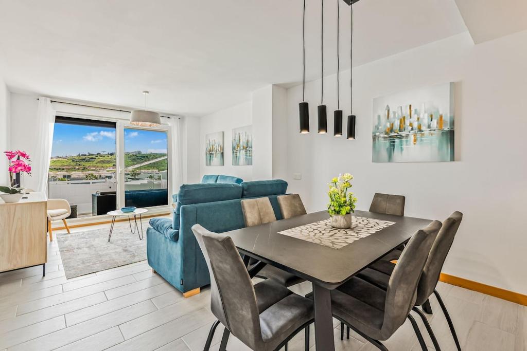 Casa Feliz - 3 bed Apartment nr Estepona Town - 1