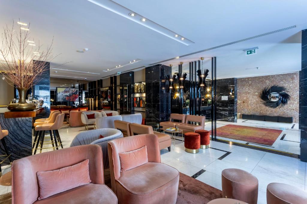 Bar/lounge