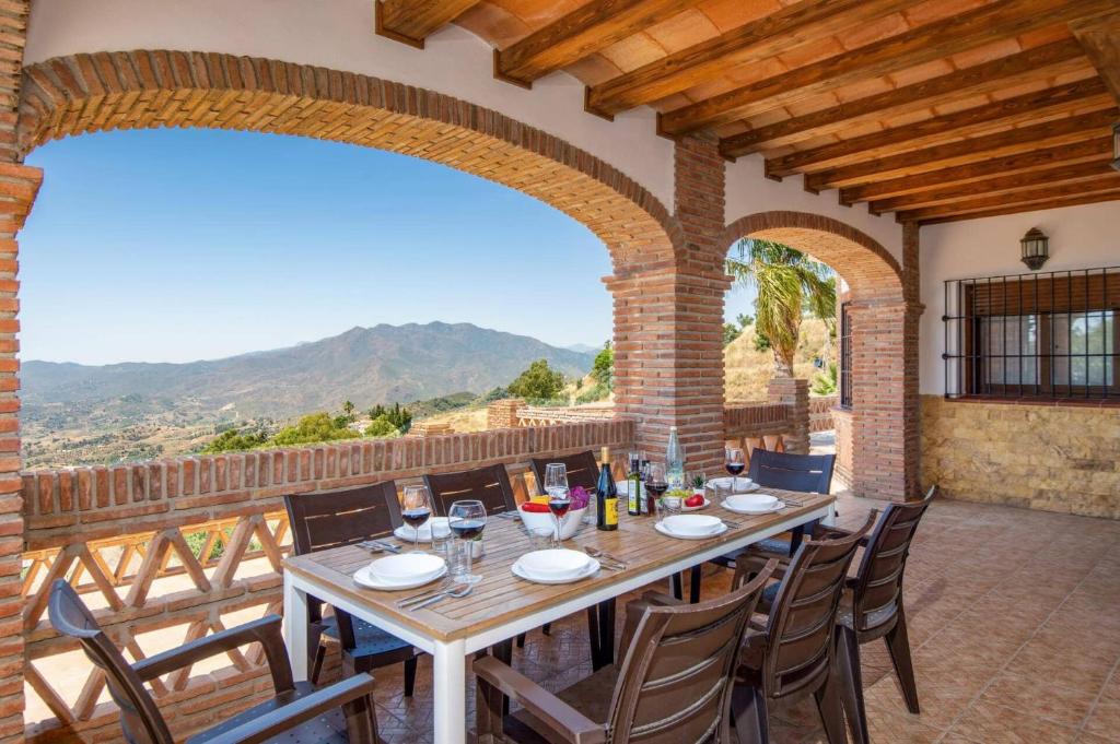 Villa Biznaga by Villa Plus - 5