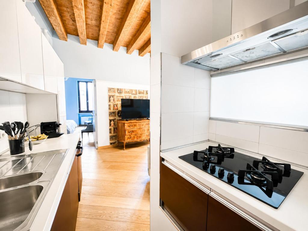 Canal View Boutique Apartments - 5