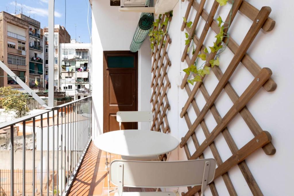 22PAR1006 Newly refurbished 2bed apartment in Paral - 3