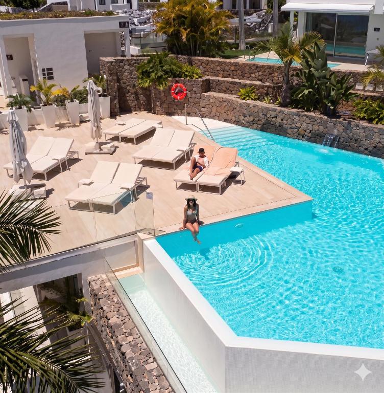 Grand Horizon Luxury Boutique Suites - 5