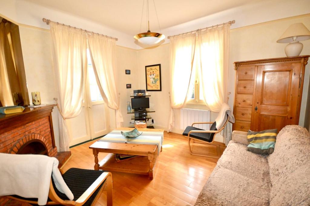 Biarritz - Cozy 2-bedroom apartment - balcony - 6 people - 2