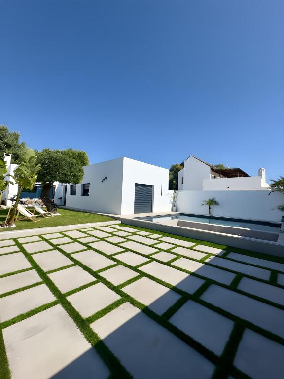 Alojate en esta ESPECTACULAR VILLA en Zahora - 4