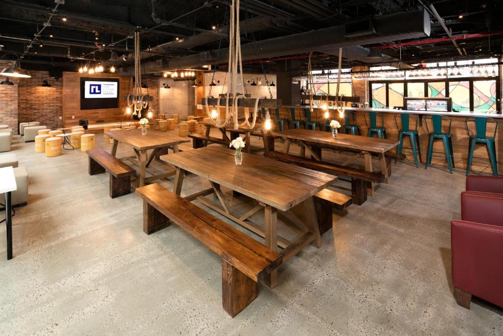 Hotel 1080 — Restaurant & bars in Brooklyn, New York State
