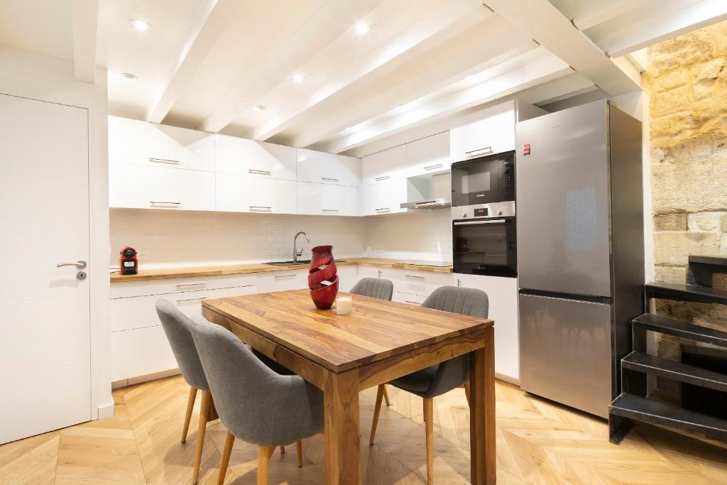 Duplex Hyper Centre Montorgueil - 60m2, 2 chambres et 2 salles de bain - 2