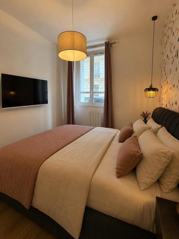 MIKESTAY PARIS Apartment for 6 Saint-Lazare - 4