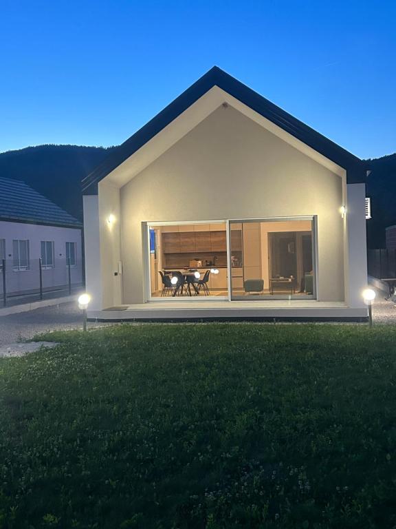 Villa Elaris - 4