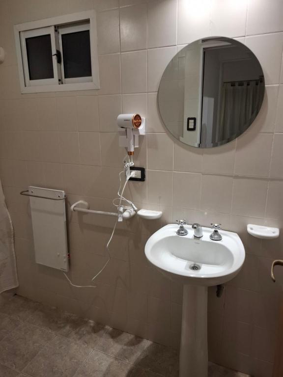 Departamento céntrico para 4 personas con cochera en lugar a metros de consulado I T A L I A N O - 5