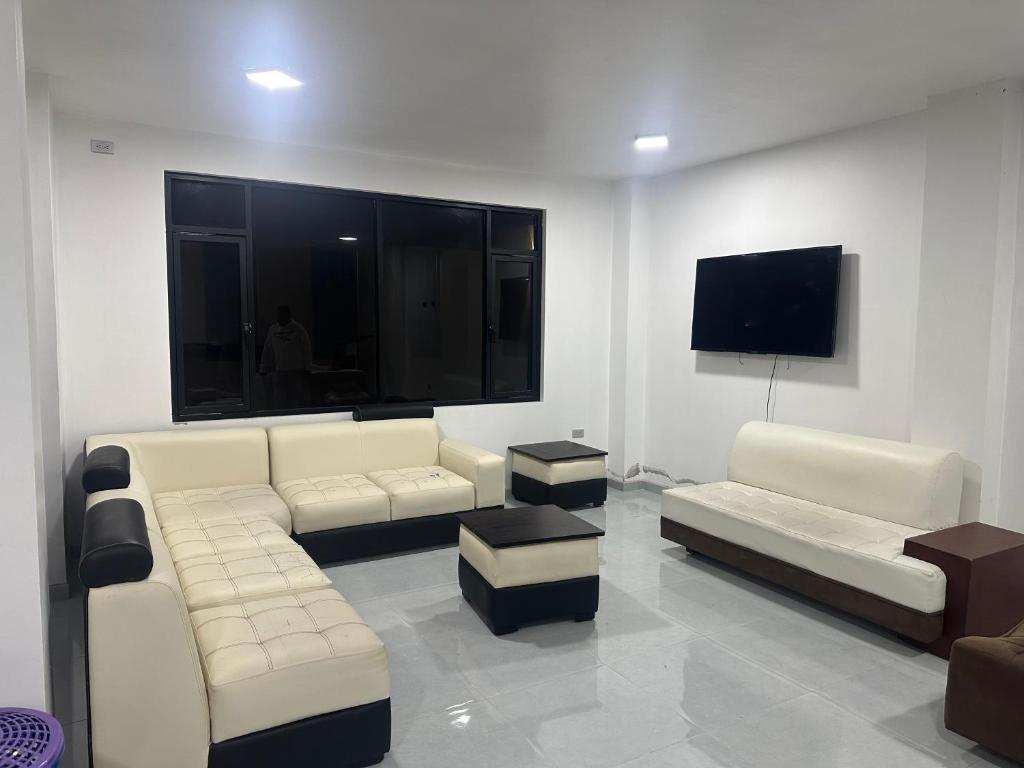 Thomas House - 4