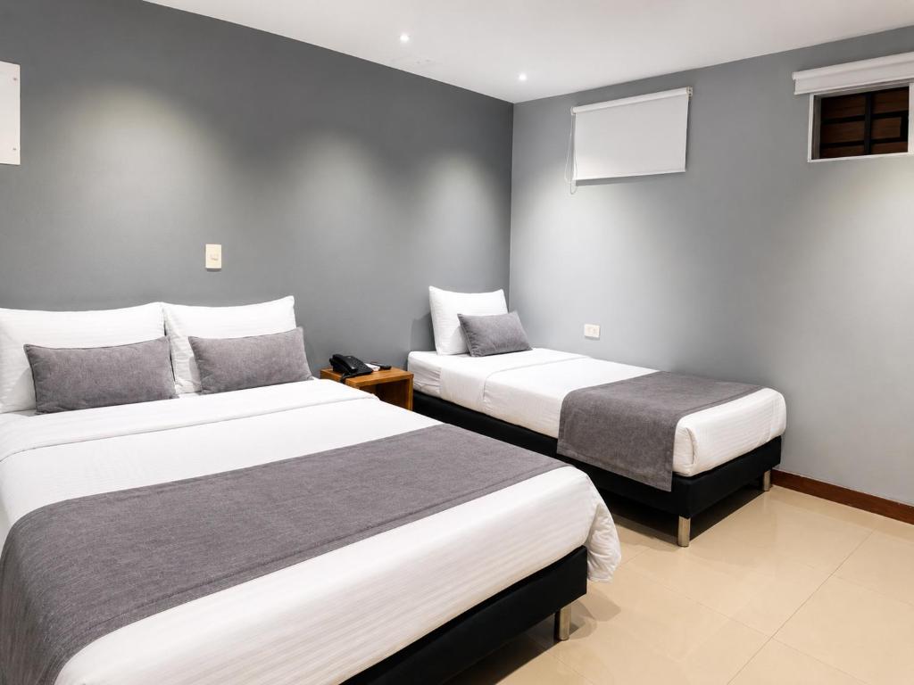 Hotel Laureles Loft - 2