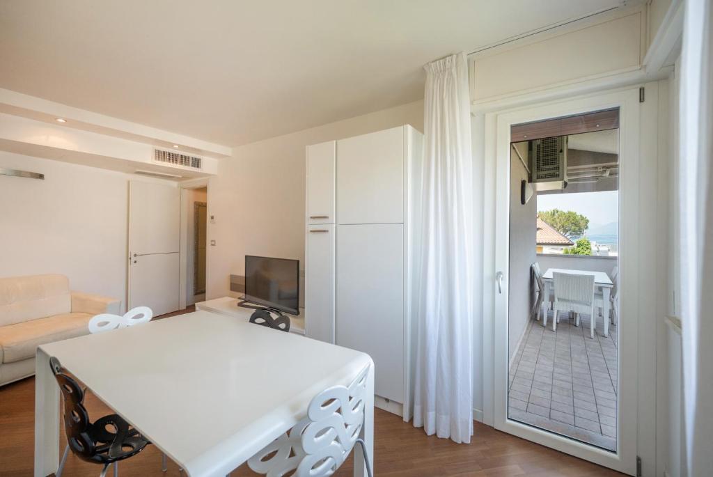 ApartmentsGarda - 42 Bardolino Living - 2