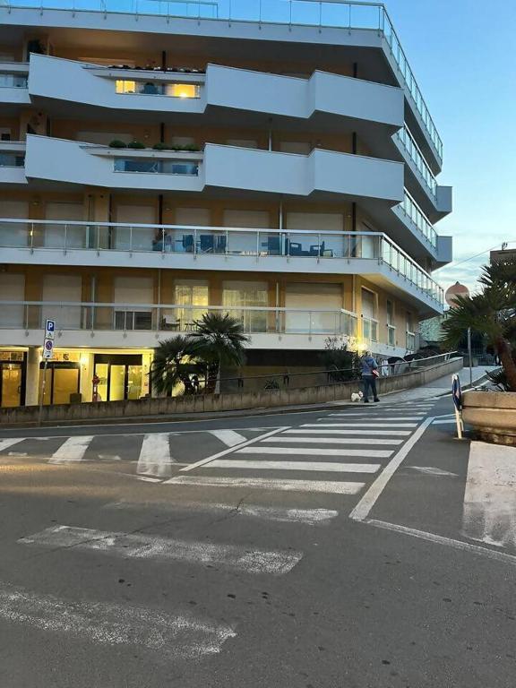 Appartamento a Loano (mare e centro) - 1
