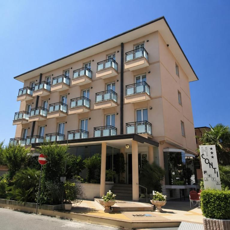 Hotel Conti - 1