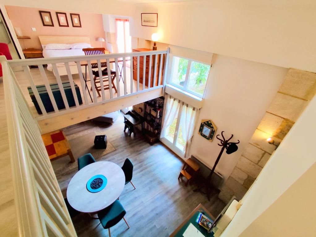 Grand studio avec mezzanine, quartier Avaricum - 5